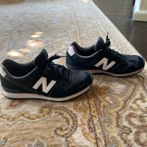 New balance shoes